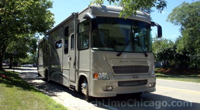 chicago wedding bus