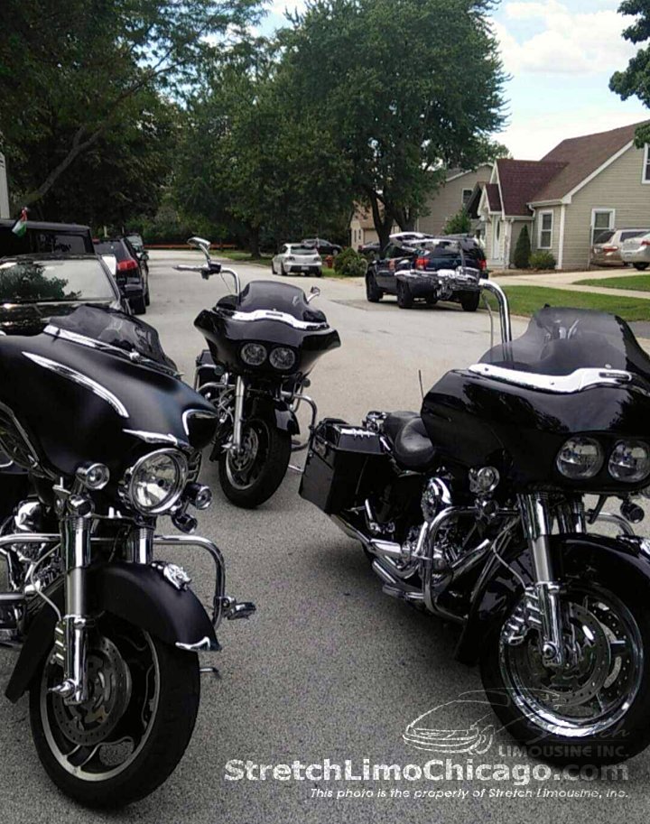 harley davidson motorcycle escort - black bikes