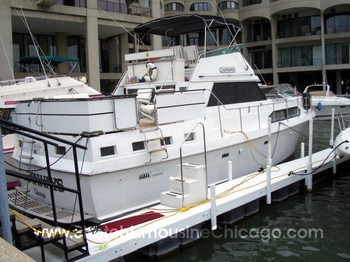 25-Passenger Luxury Boat